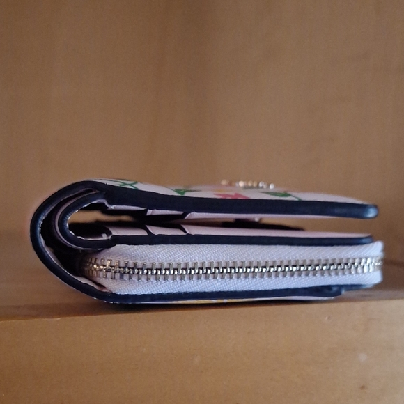 Kate Spade Multicolor Floral Wallet - Picture 8 of 8